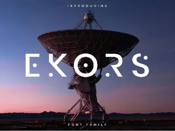 Ekors font