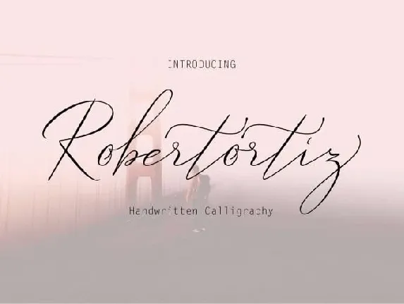 Robertortiz Signature Free font