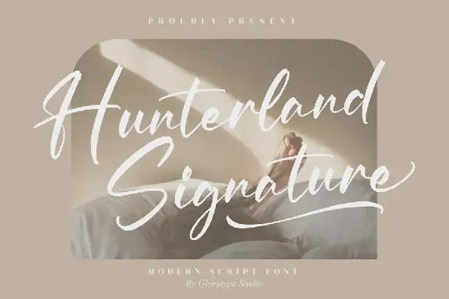 Hunterland Signature font