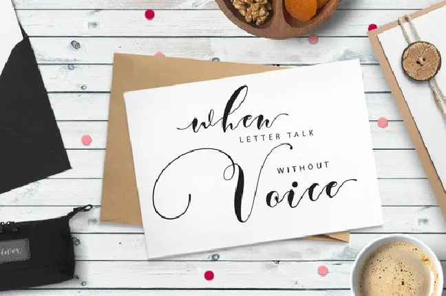 Justmine Script font