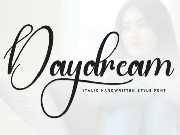 Daydream Calligraphy Typeface font