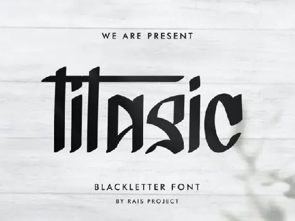 Titasic Blackletter font