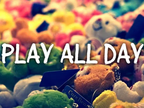 Play all day font