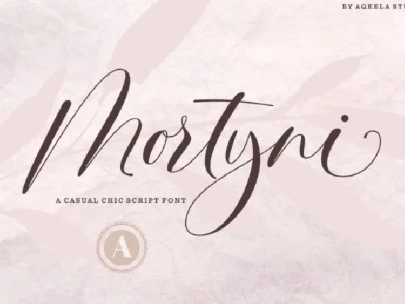 Mortyni Casual Chic Script font