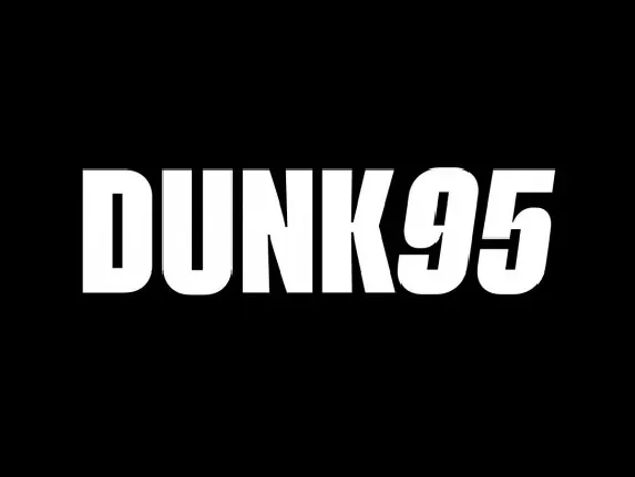 Dunk95 Family font