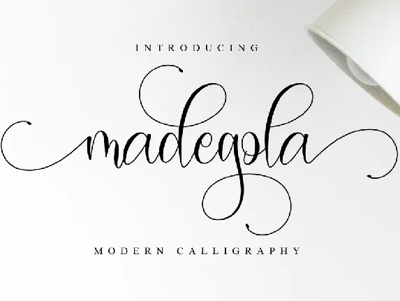 Madegola font