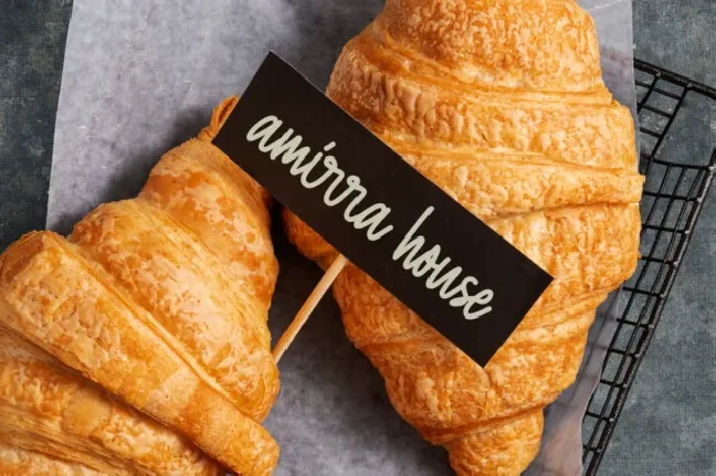 Croissant Cream font