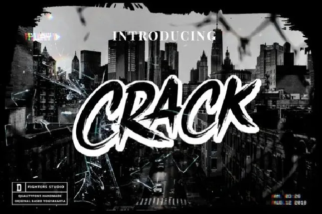 Crack font