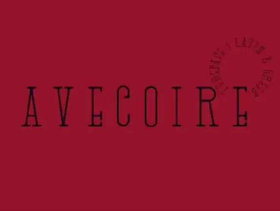 Avecoire Slab Serif font