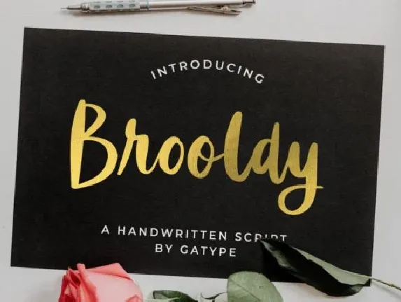 Brooldy font