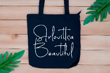 Arlovittsa Monoline Handwritten Font