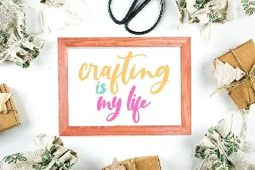 Wondiletta - Lovely Craft font