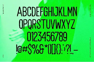 Briztle - Condensed Font