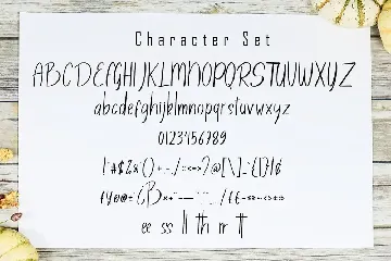 Dattesea  Fun Display Font