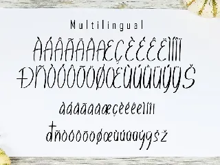 Dattesea  Fun Display Font