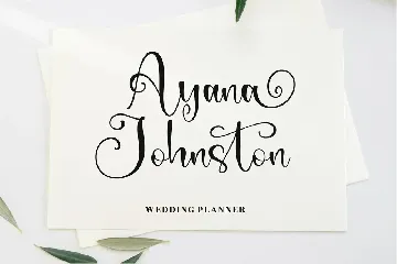 Monkista Beautiful Script Font