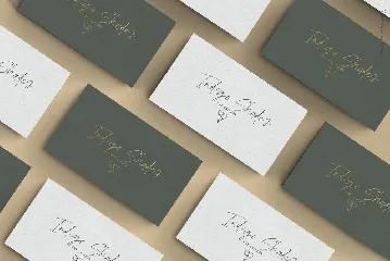 Florentina font signature script