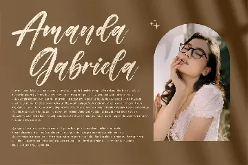 Cinderela Brush Font