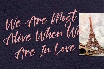 Britany Lovely Handwritten Font