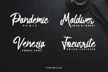 Astania Script Font