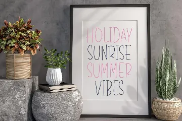 Holiday Sunrise Handwritten Font