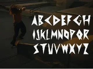 Boardslide - Energetic Typeface font