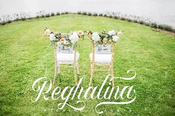 Rhegina Darling - Lovely Script Font