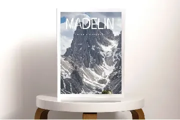 Madelin Handwritten Font