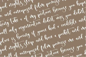 Gelista Script Font