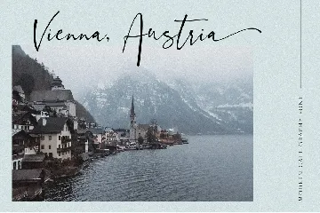 Forestea - Classy Script font