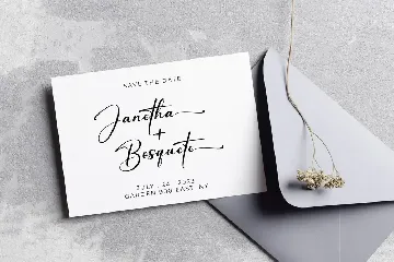 Auttera Signature font